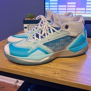 New Balance Kawhi Leonard Basketball Shoes